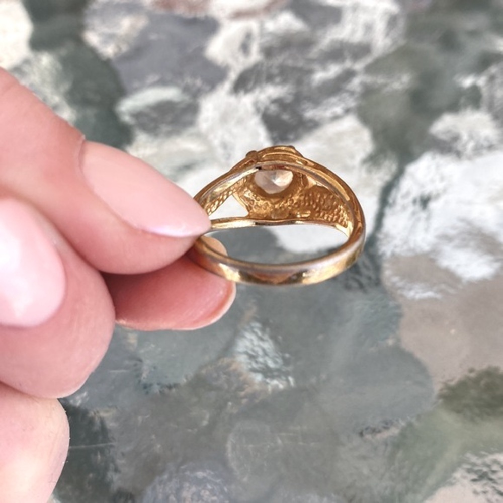 Gold Tone Round Cut Crystal Ring, Size 8 - Picture 13 of 15